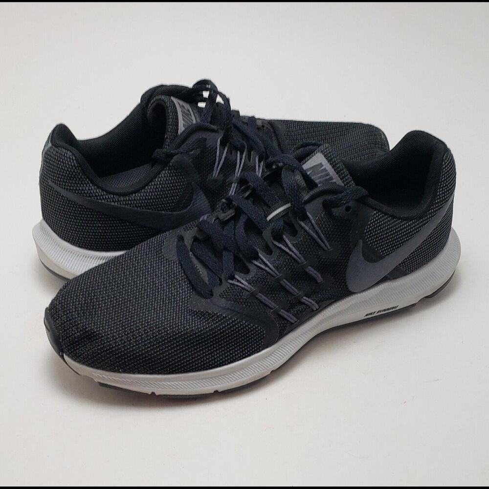 Womens Nike Run Swift Black Running Sneakers Shoes 909006-010 Size 9.5